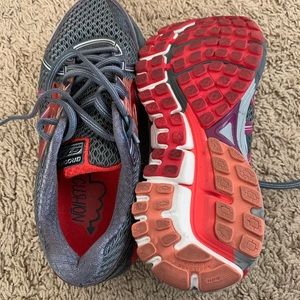 Brooks Running Adrenaline GTS 17